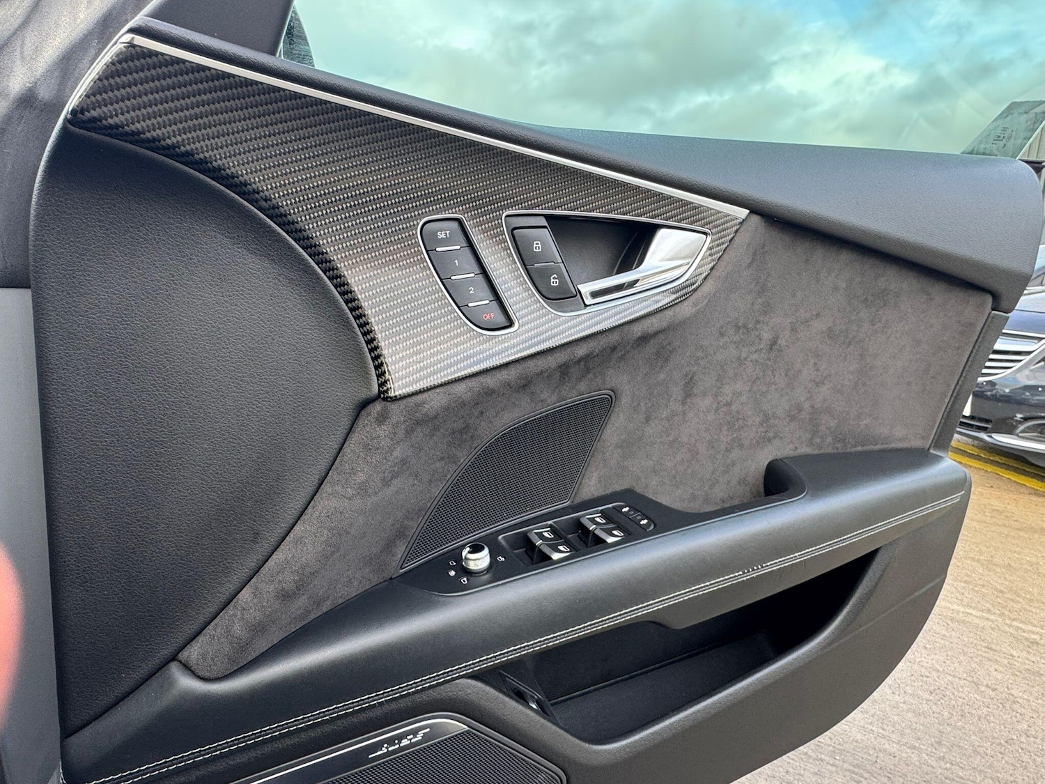 Used Audi RS7 2015 for sale - 76728486: Photo 28