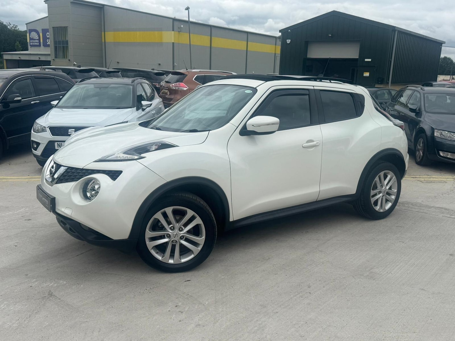 Used Nissan Juke 2016 for sale - 75327430: Photo 3