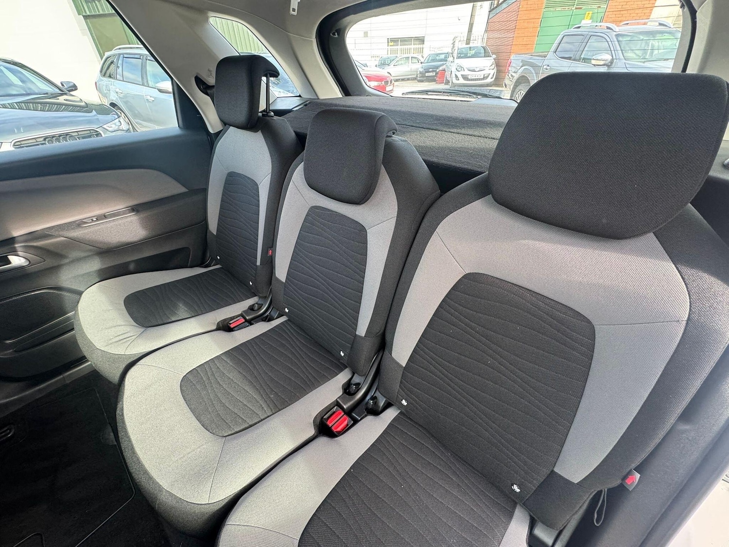 Used Citroen C4 Picasso 2016 for sale - 77892121: Photo 20