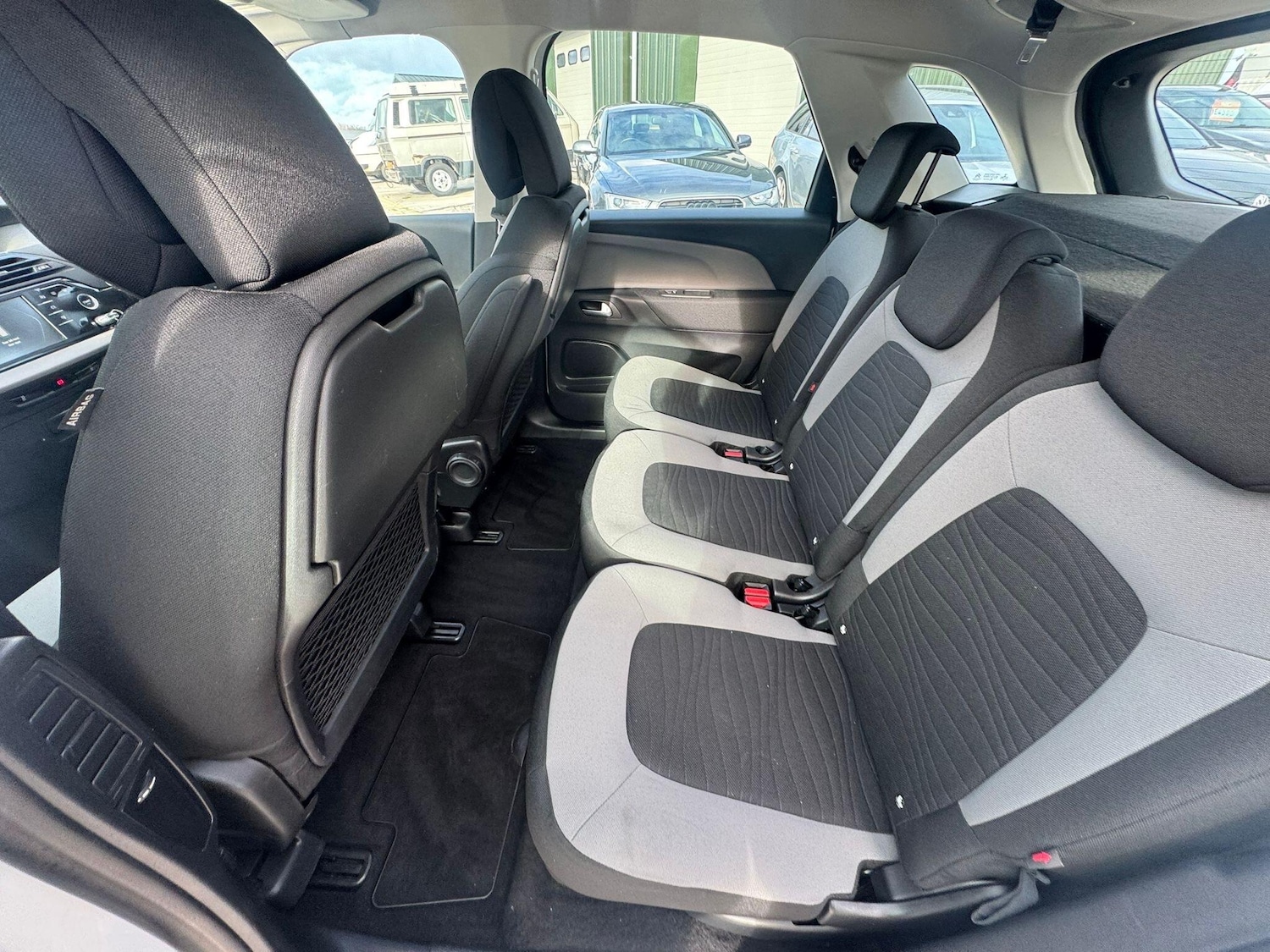 Used Citroen C4 Picasso 2016 for sale - 77892121: Photo 21