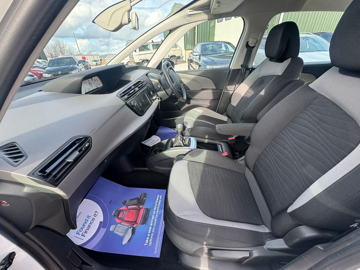 Used Citroen C4 Picasso 2016 for sale - 77892121: Photo 27