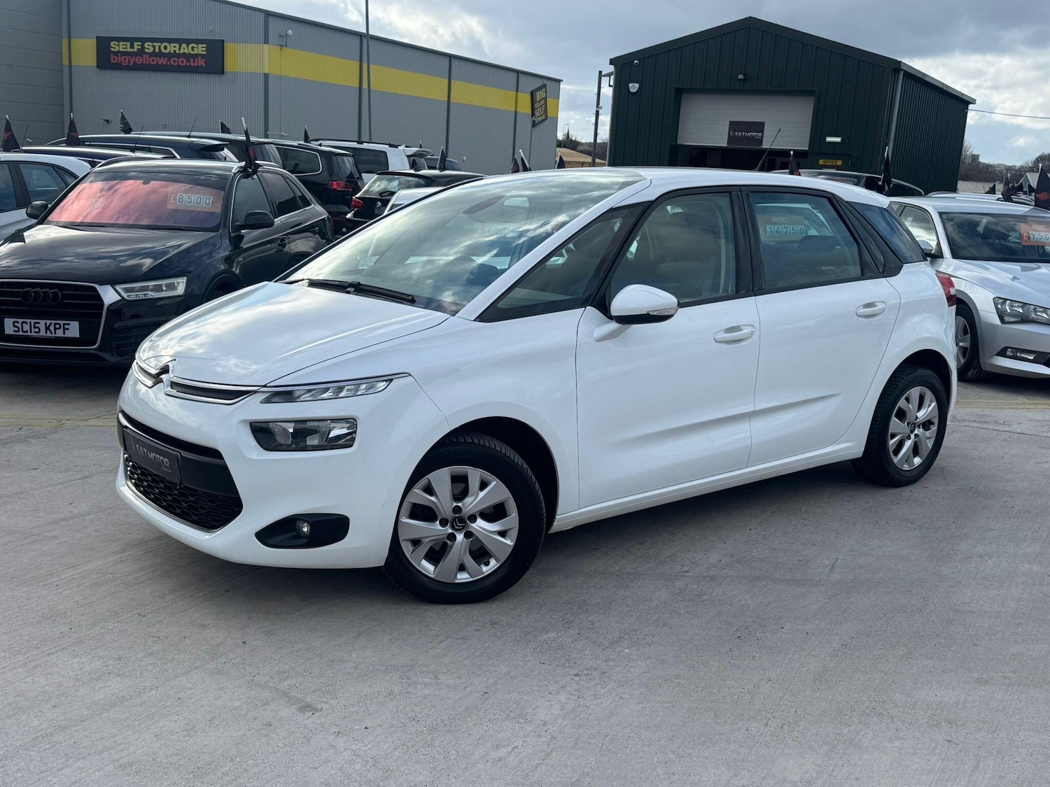 Used Citroen C4 Picasso 2016 for sale - 77892121: Photo 3
