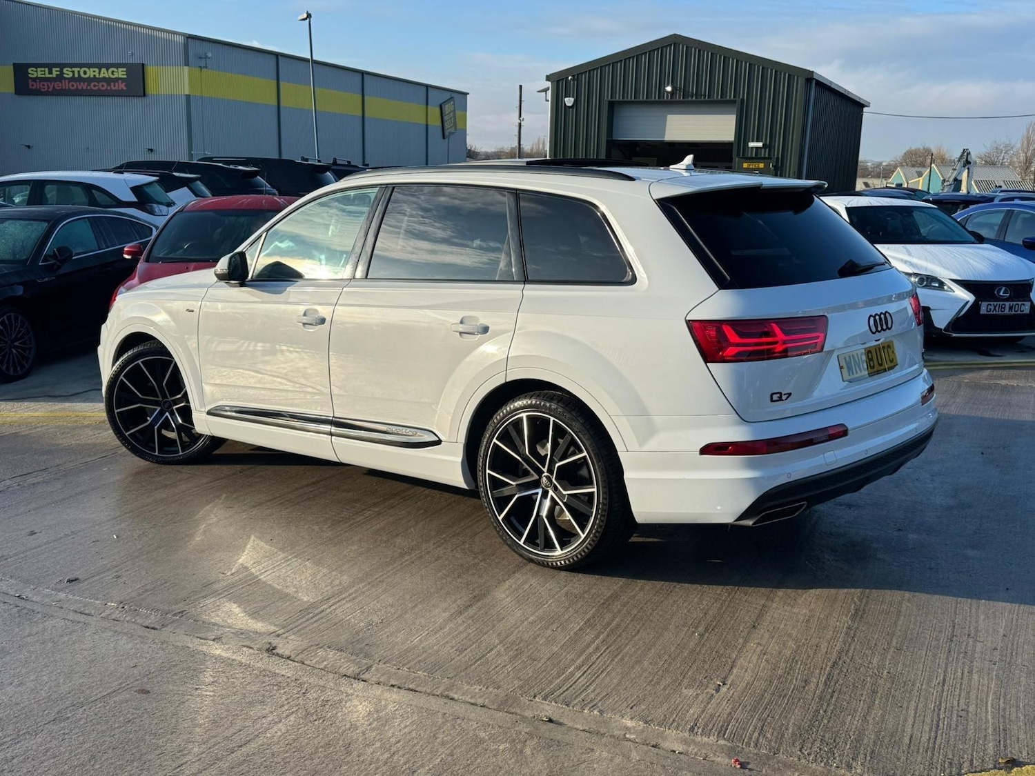 Used Audi Q7 2018 for sale - 76832389: Photo 8