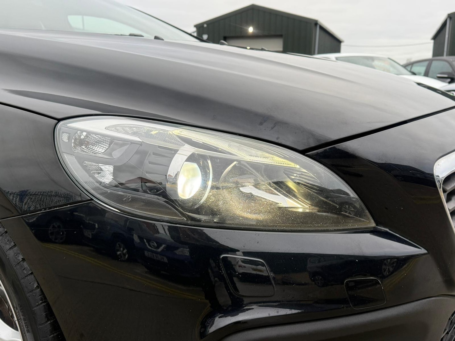 Used Volvo V40 2015 for sale - 77060155: Photo 26