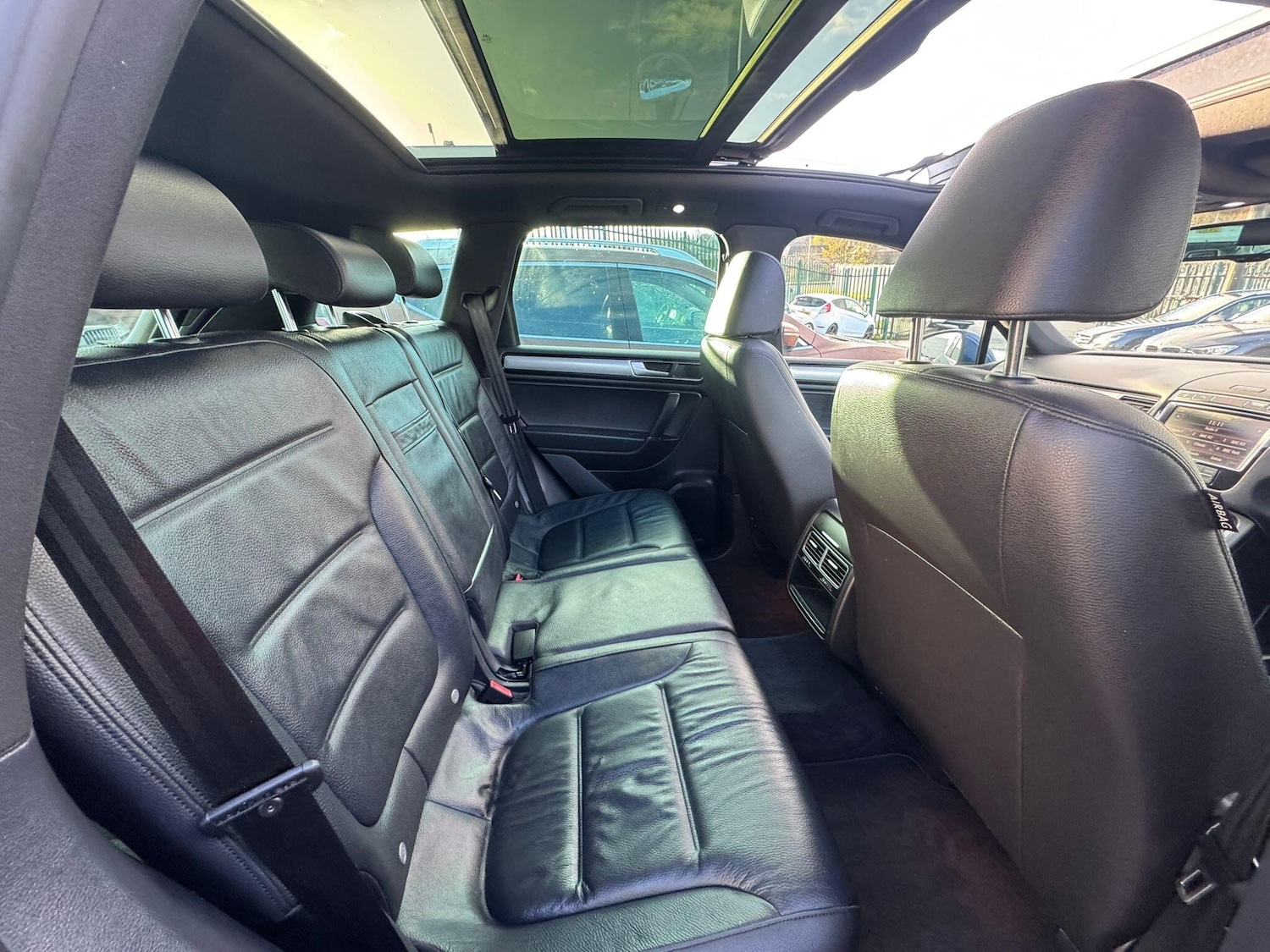 Used Volkswagen Touareg 2014 for sale - 76701829: Photo 20