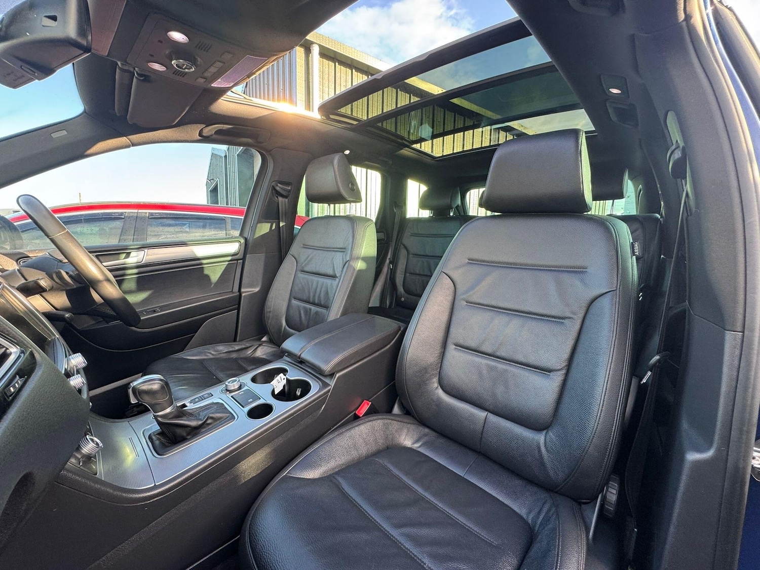 Used Volkswagen Touareg 2014 for sale - 76701829: Photo 25