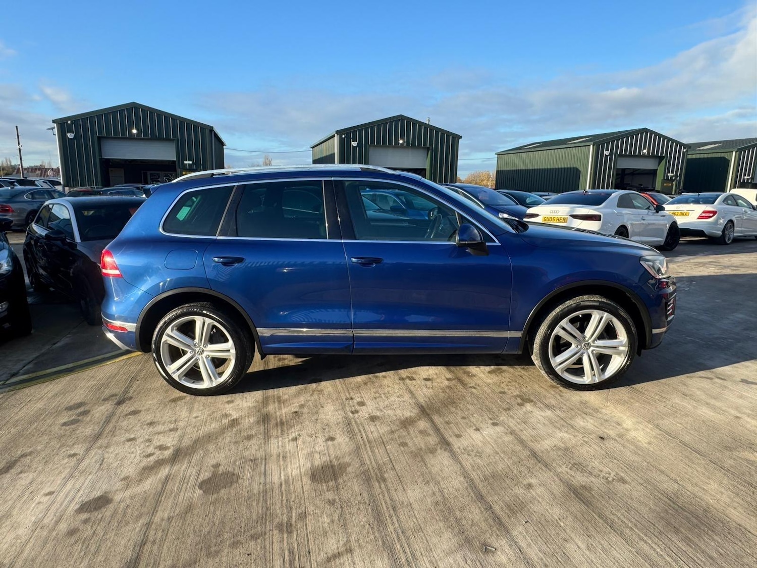 Used Volkswagen Touareg 2014 for sale - 76701829: Photo 9
