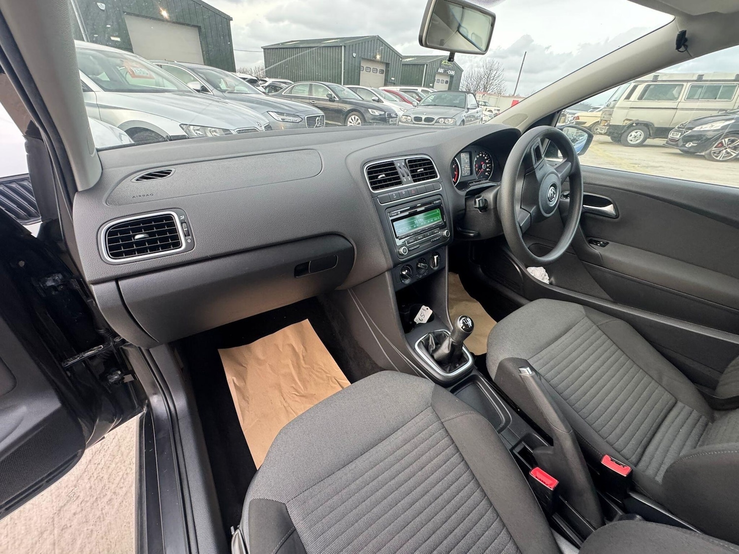 Used Volkswagen Polo 2013 for sale - 77645772: Photo 16