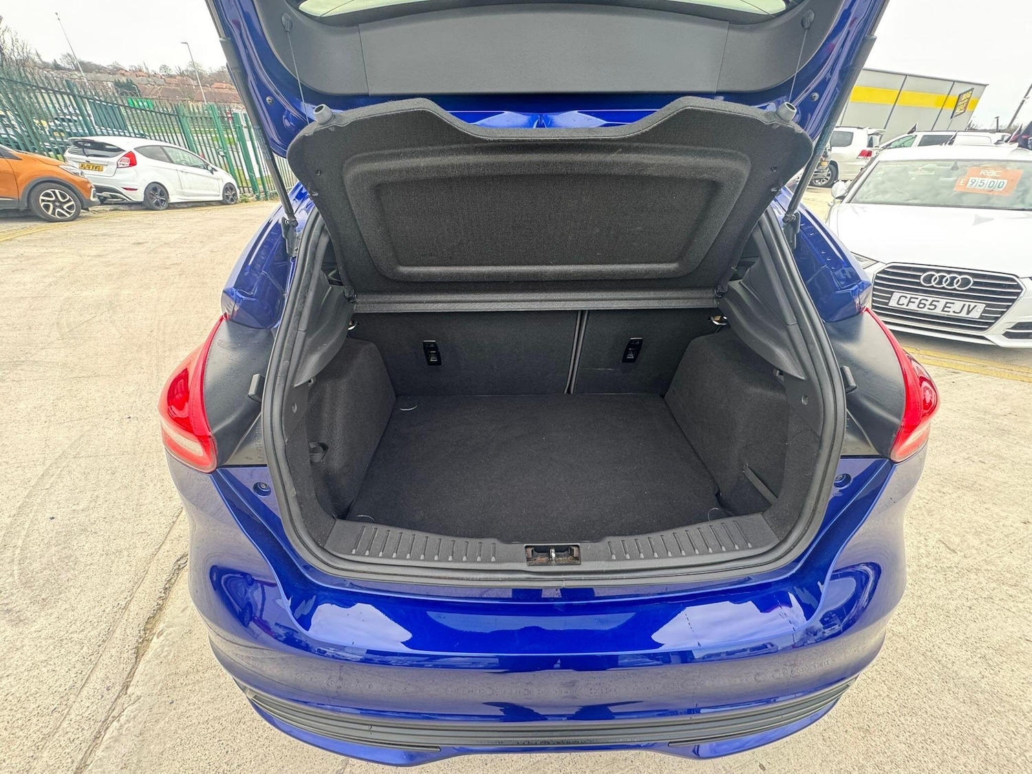 Used Ford Focus 2017 for sale - 77970110: Photo 28