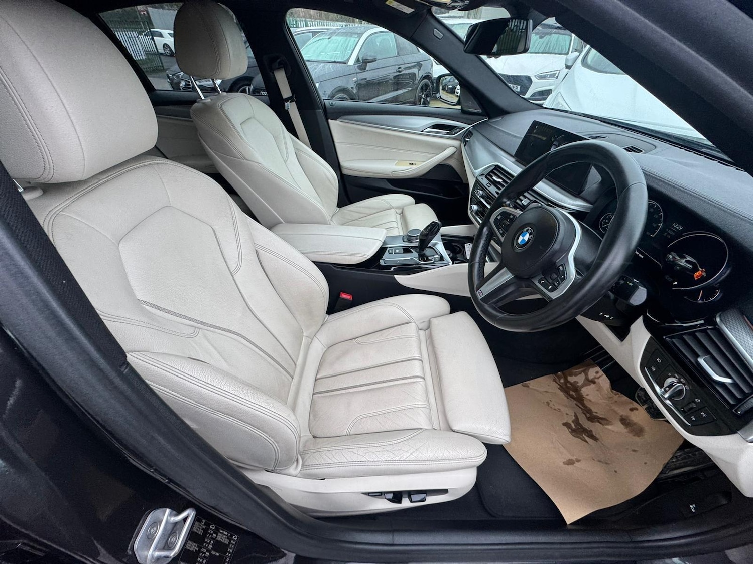 Used BMW 5 Series 2018 for sale - 76550144: Photo 17