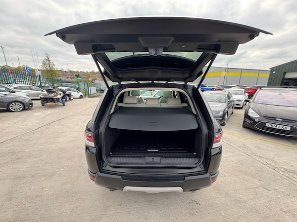 Used Land Rover Range Rover Sport 2017 for sale - 74477978: Photo 22