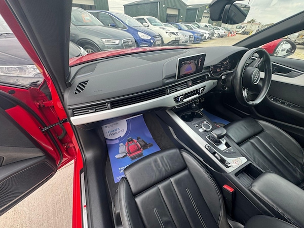 Used Audi A4 Avant 2017 for sale - 76108543: Photo 14