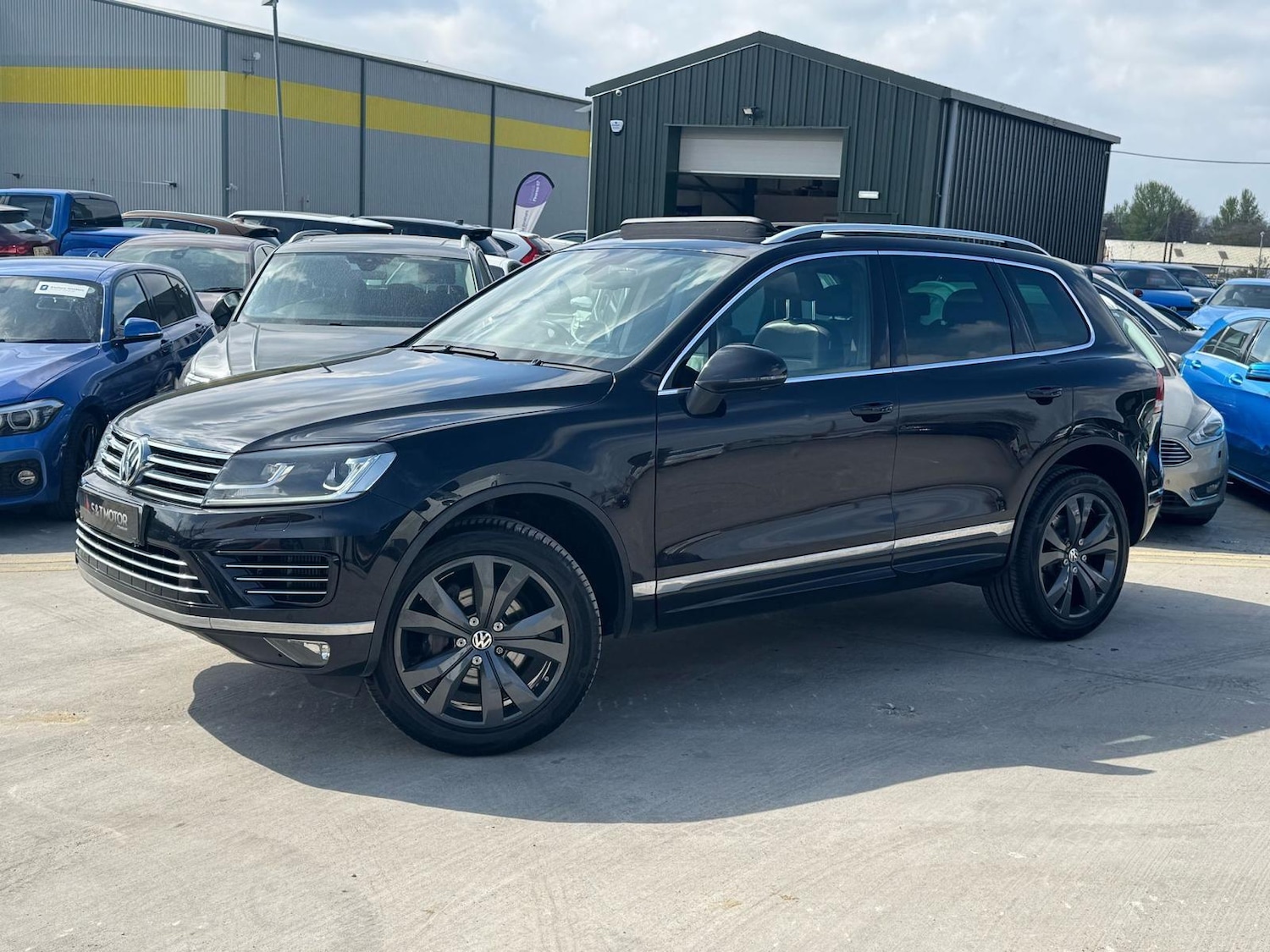 Used Volkswagen Touareg 2015 for sale - 76700667: Photo 6