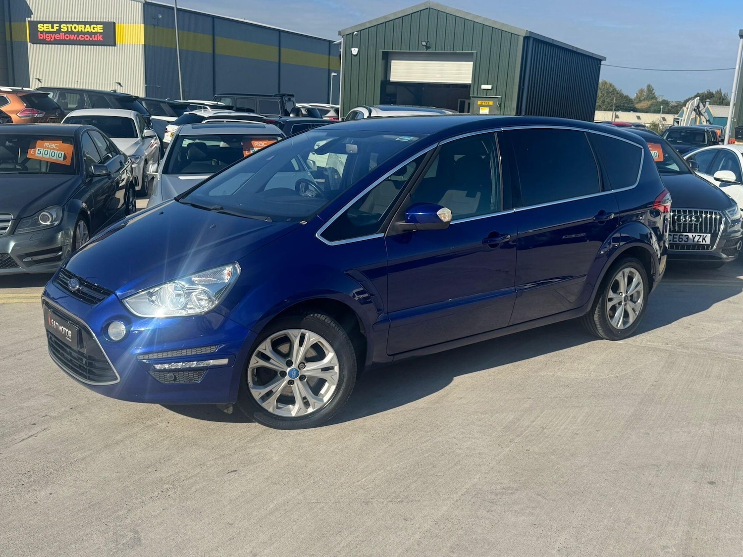 Used Ford S-Max 2013 for sale - 76084568: Photo 3