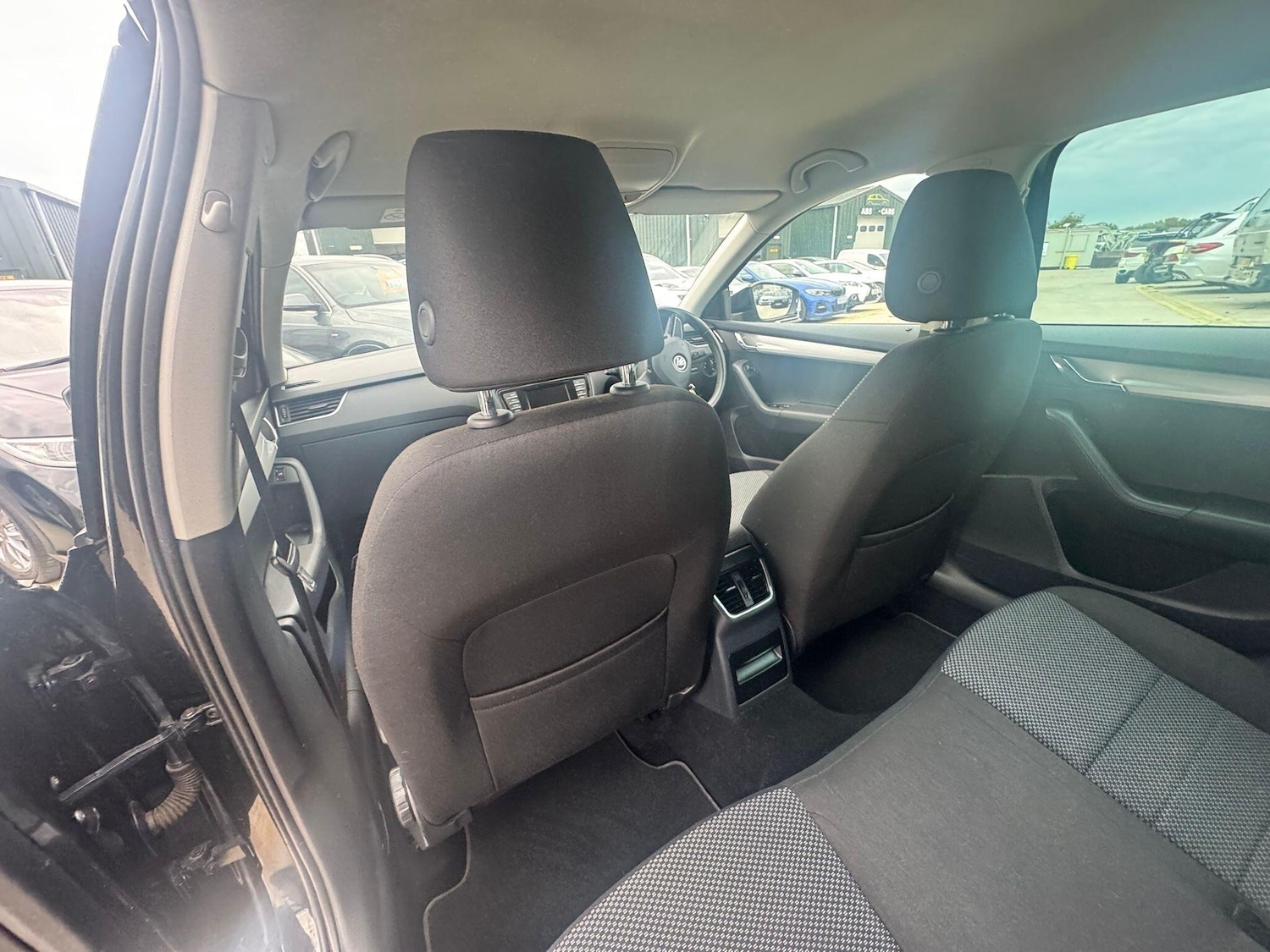 Used Skoda Octavia 2014 for sale - 76122636: Photo 17