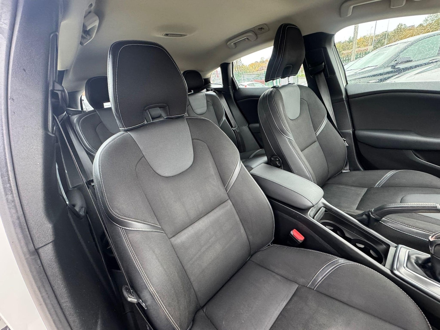 Used Volvo V40 2012 for sale - 76398798: Photo 17