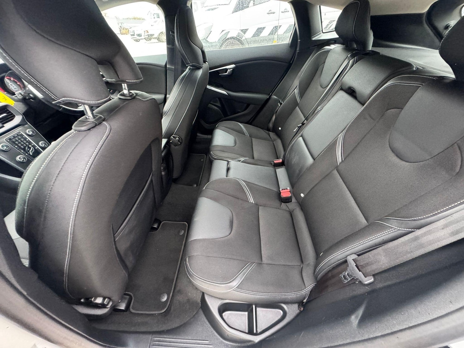 Used Volvo V40 2012 for sale - 76398798: Photo 19