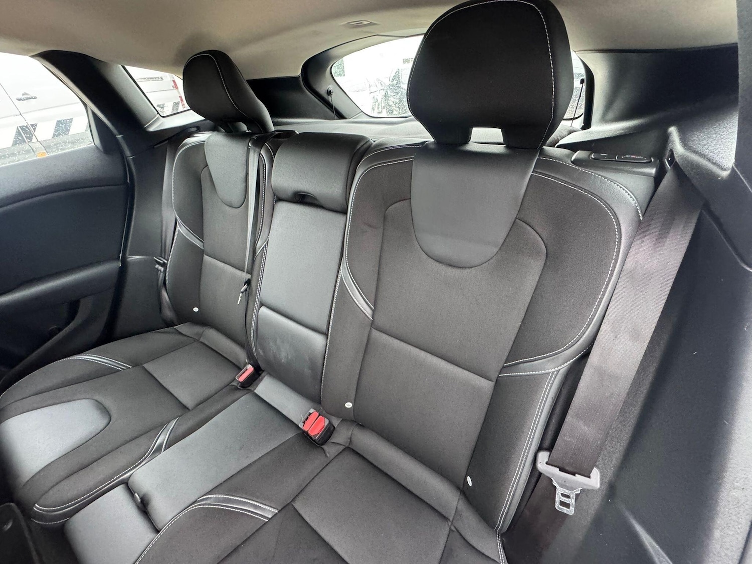 Used Volvo V40 2012 for sale - 76398798: Photo 20