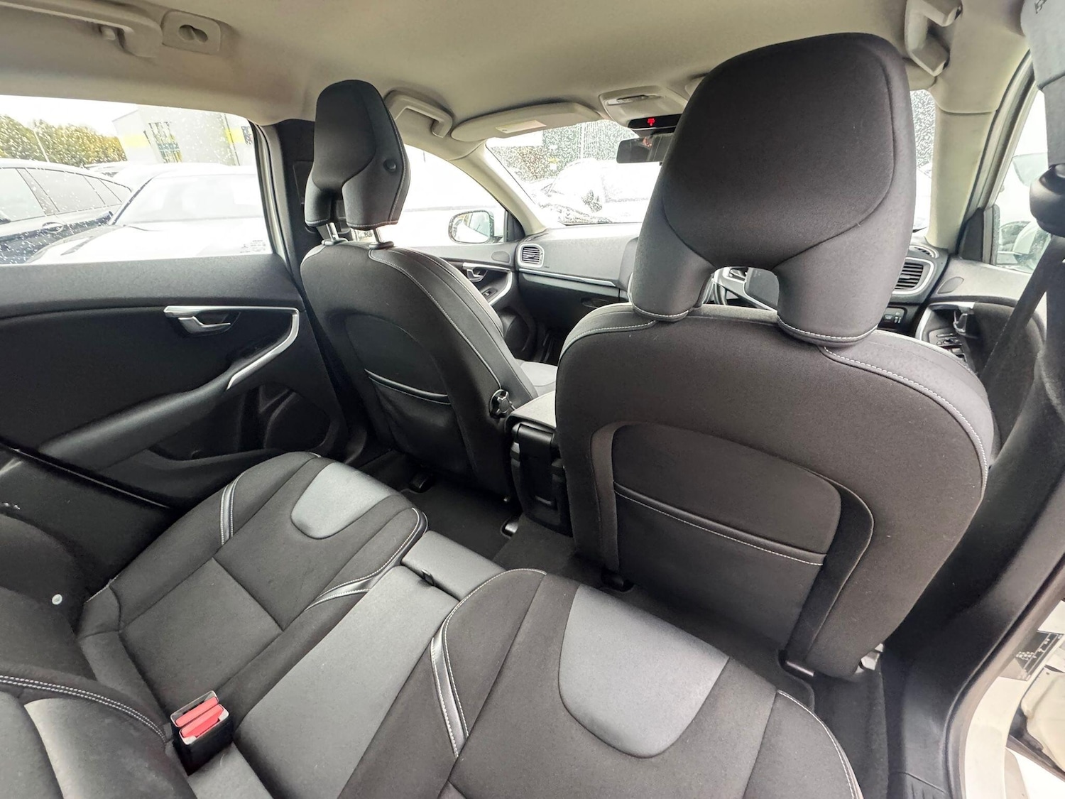 Used Volvo V40 2012 for sale - 76398798: Photo 21