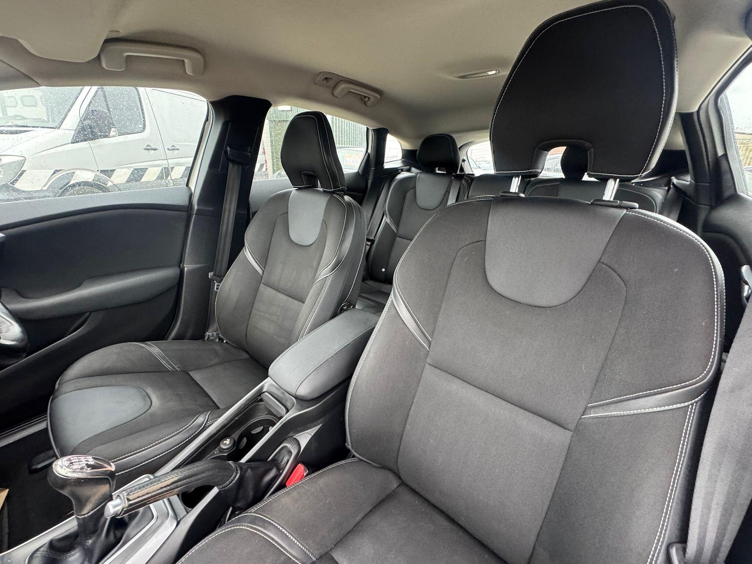 Used Volvo V40 2012 for sale - 76398798: Photo 29