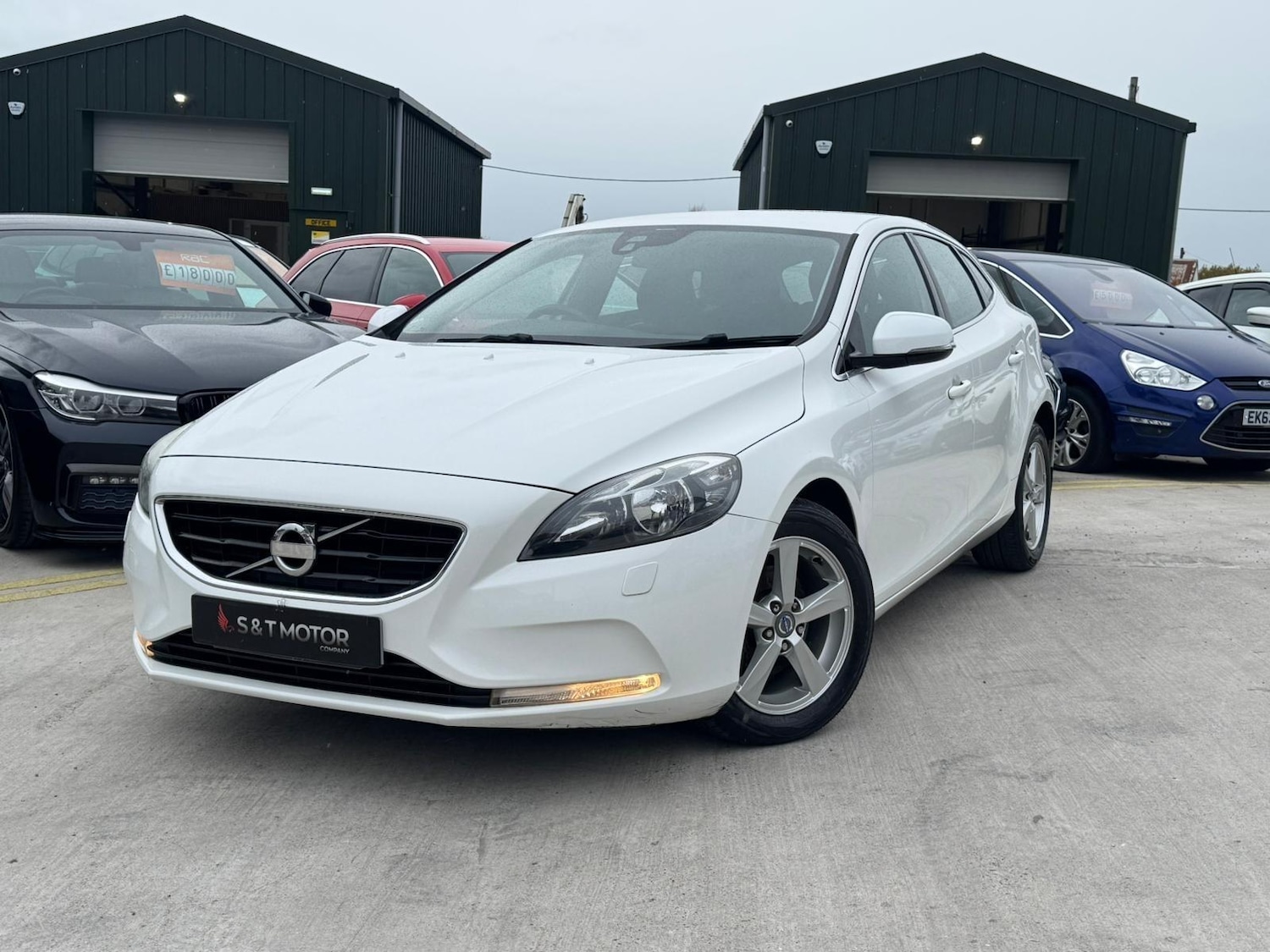 Used Volvo V40 2012 for sale - 76398798: Photo 6