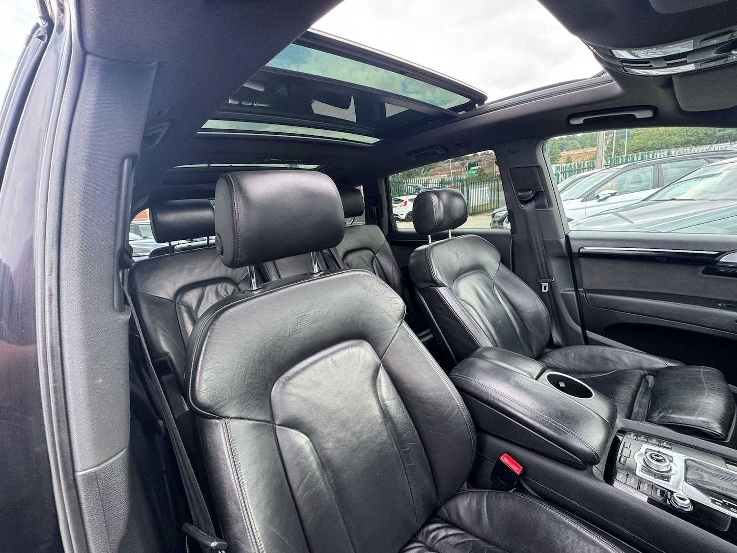 Used Audi Q7 2011 for sale - 76360931: Photo 18