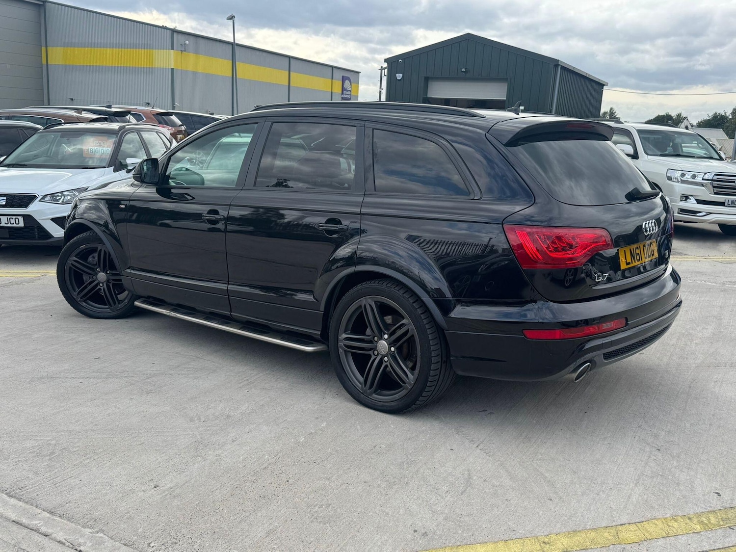 Used Audi Q7 2011 for sale - 76360931: Photo 7