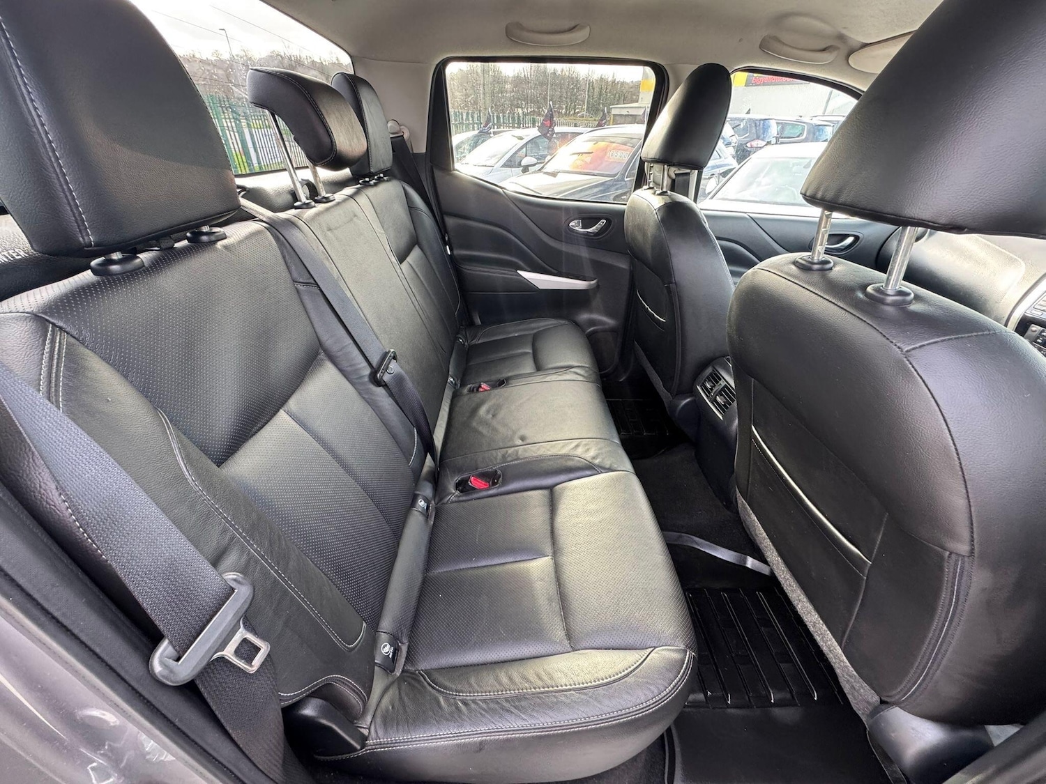 Used Nissan Navara 2016 for sale - 77710065: Photo 24