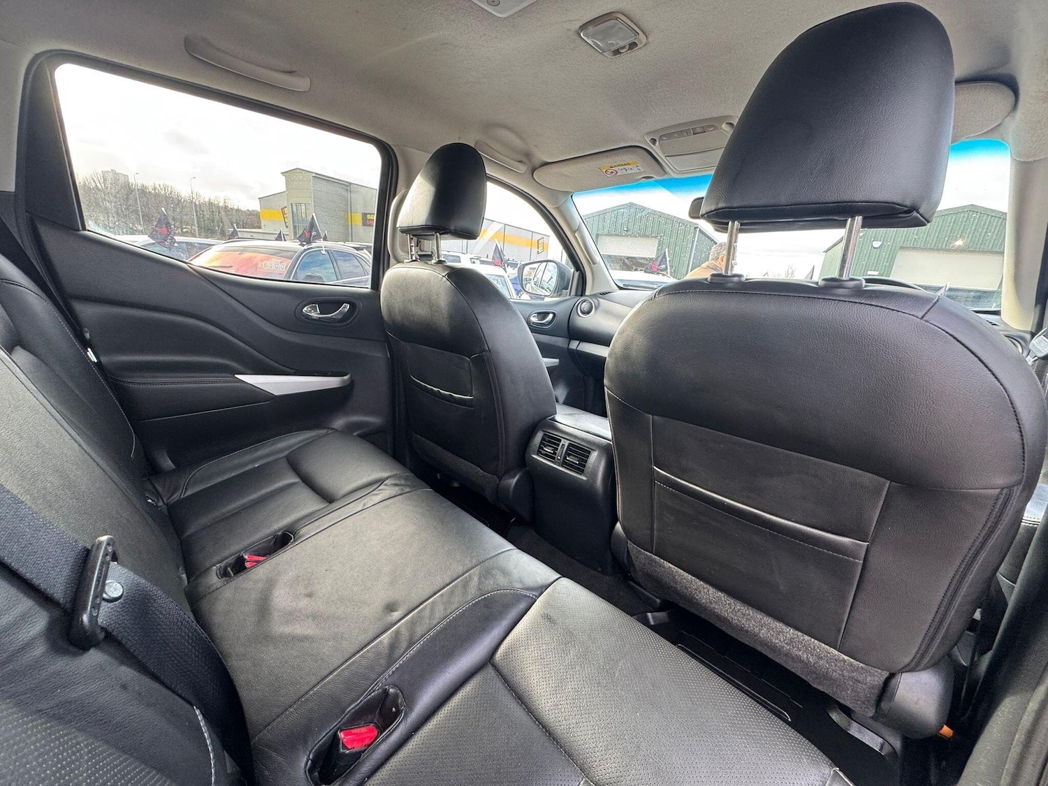 Used Nissan Navara 2016 for sale - 77710065: Photo 26