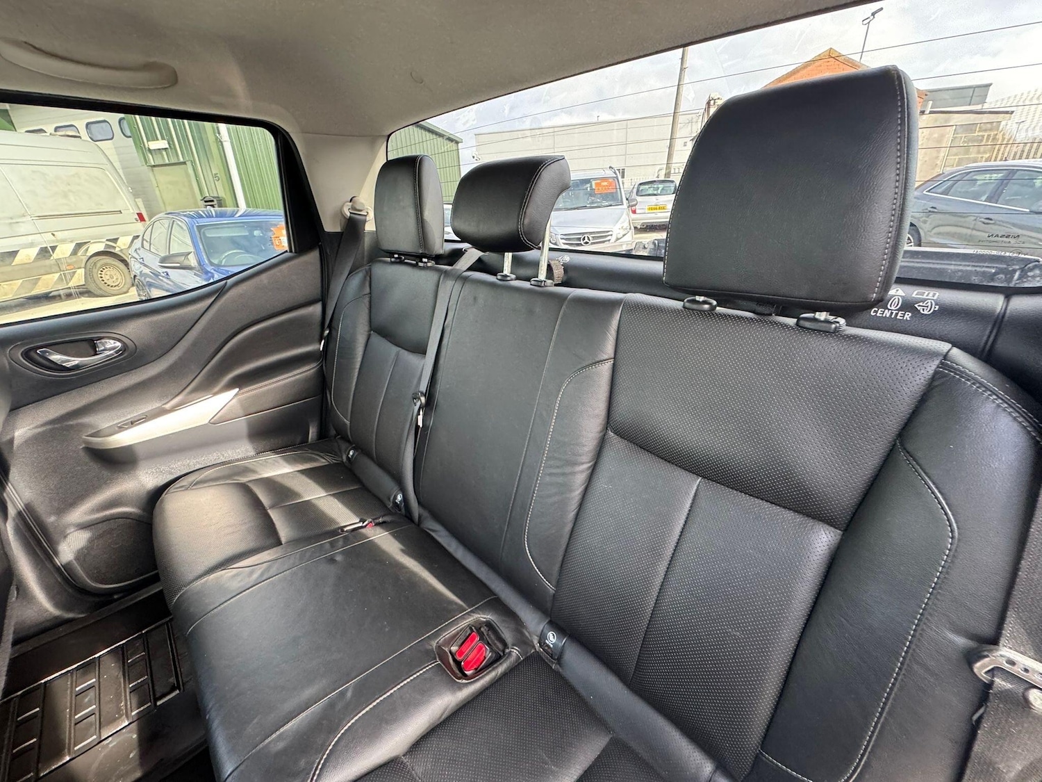 Used Nissan Navara 2016 for sale - 77710065: Photo 27