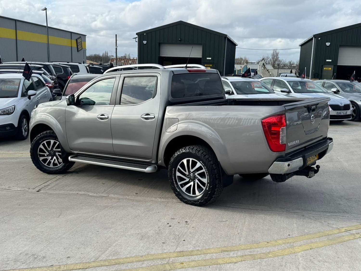 Used Nissan Navara 2016 for sale - 77710065: Photo 9