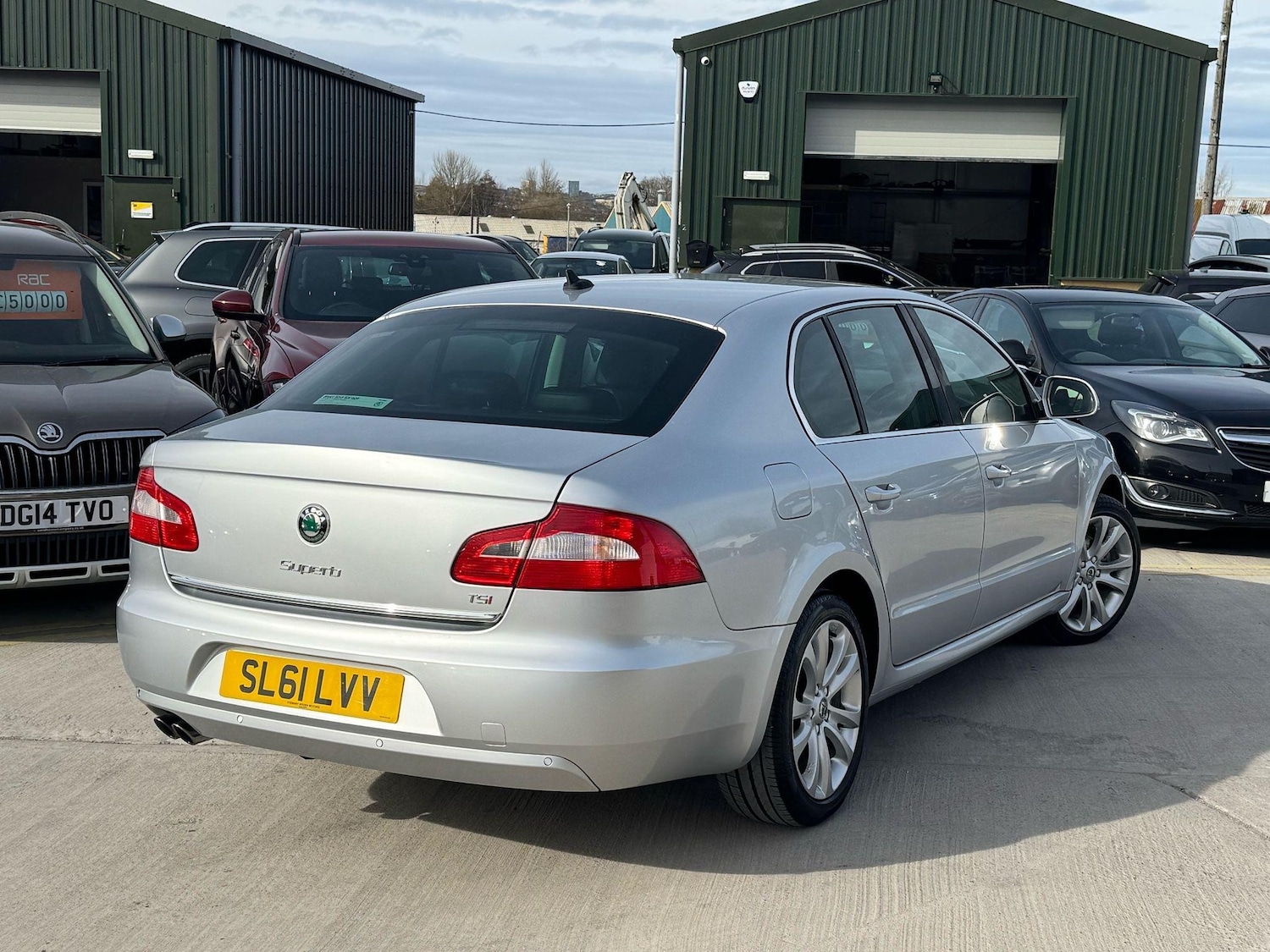 Used Skoda Superb 2011 for sale - 76995936: Photo 12
