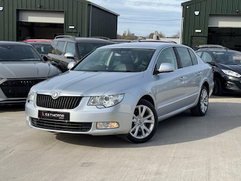 Used Skoda Superb 2011 for sale - 76995936: Photo