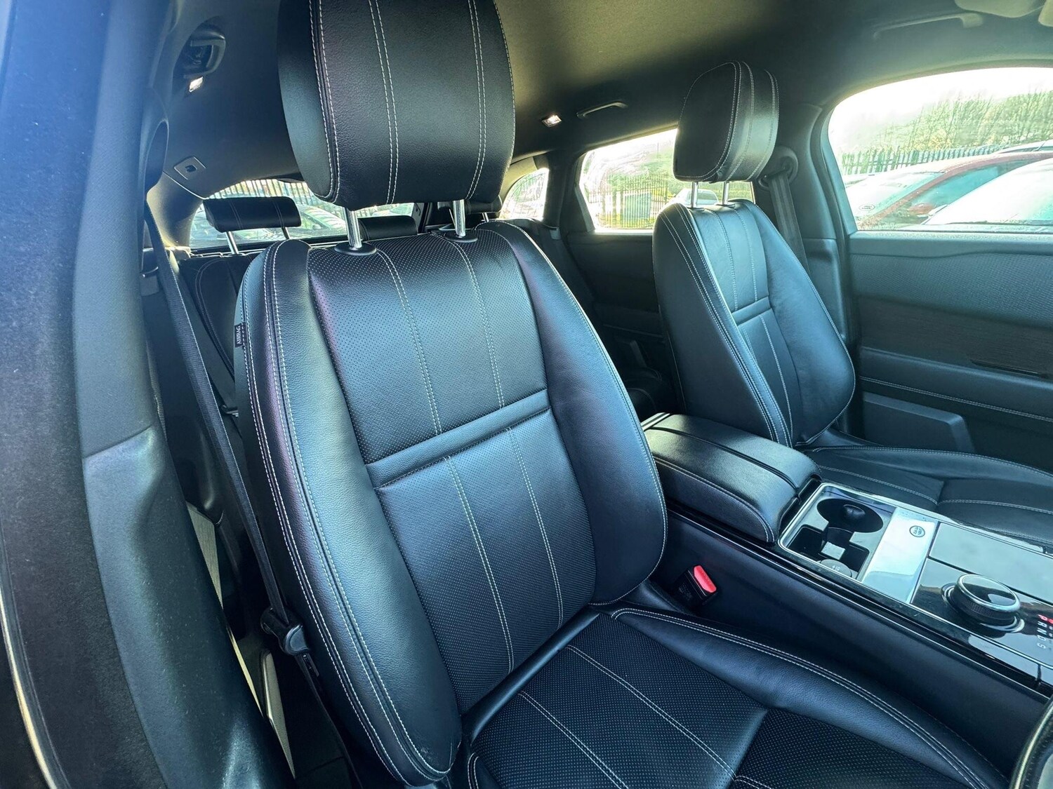 Used Land Rover Range Rover Velar 2018 for sale - 76801297: Photo 29