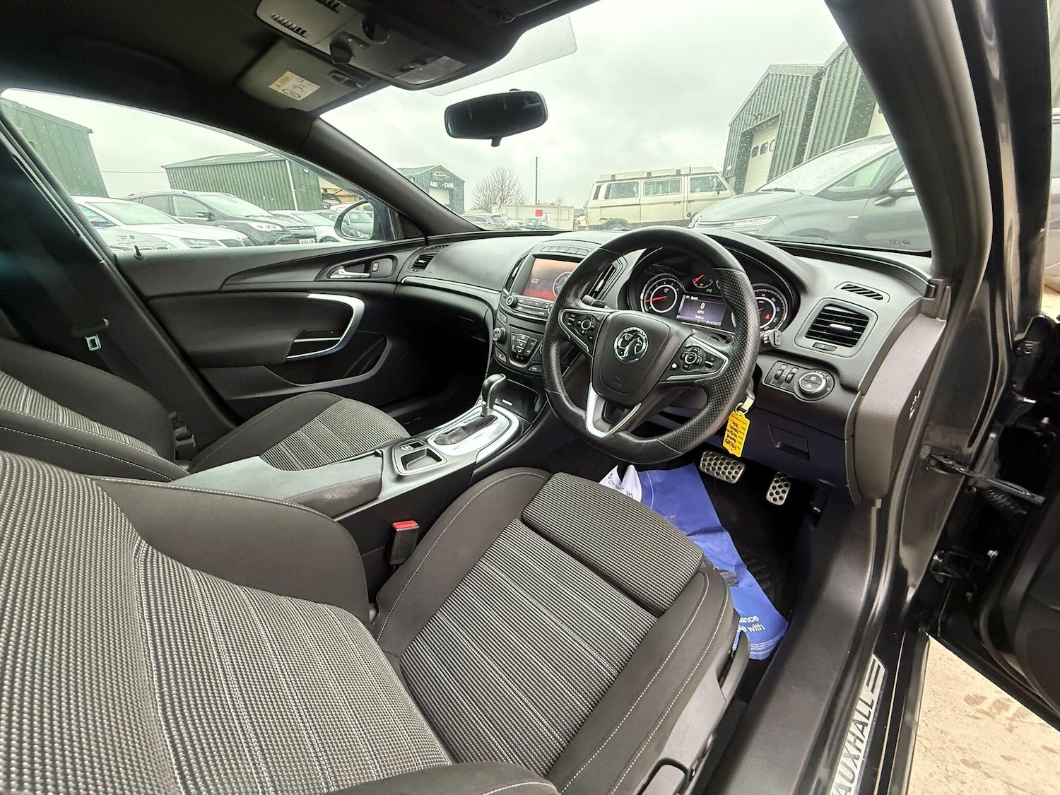 Used Vauxhall Insignia 2015 for sale - 77060142: Photo 12