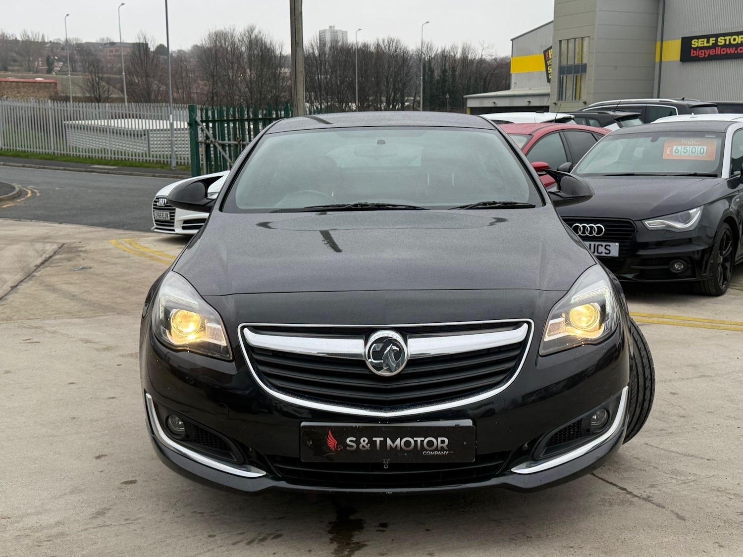 Used Vauxhall Insignia 2015 for sale - 77060142: Photo 2