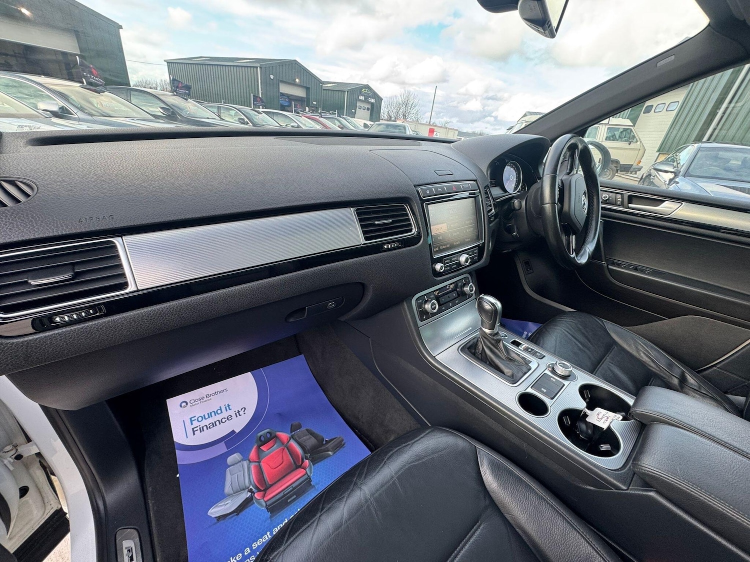 Used Volkswagen Touareg 2015 for sale - 77892202: Photo 16