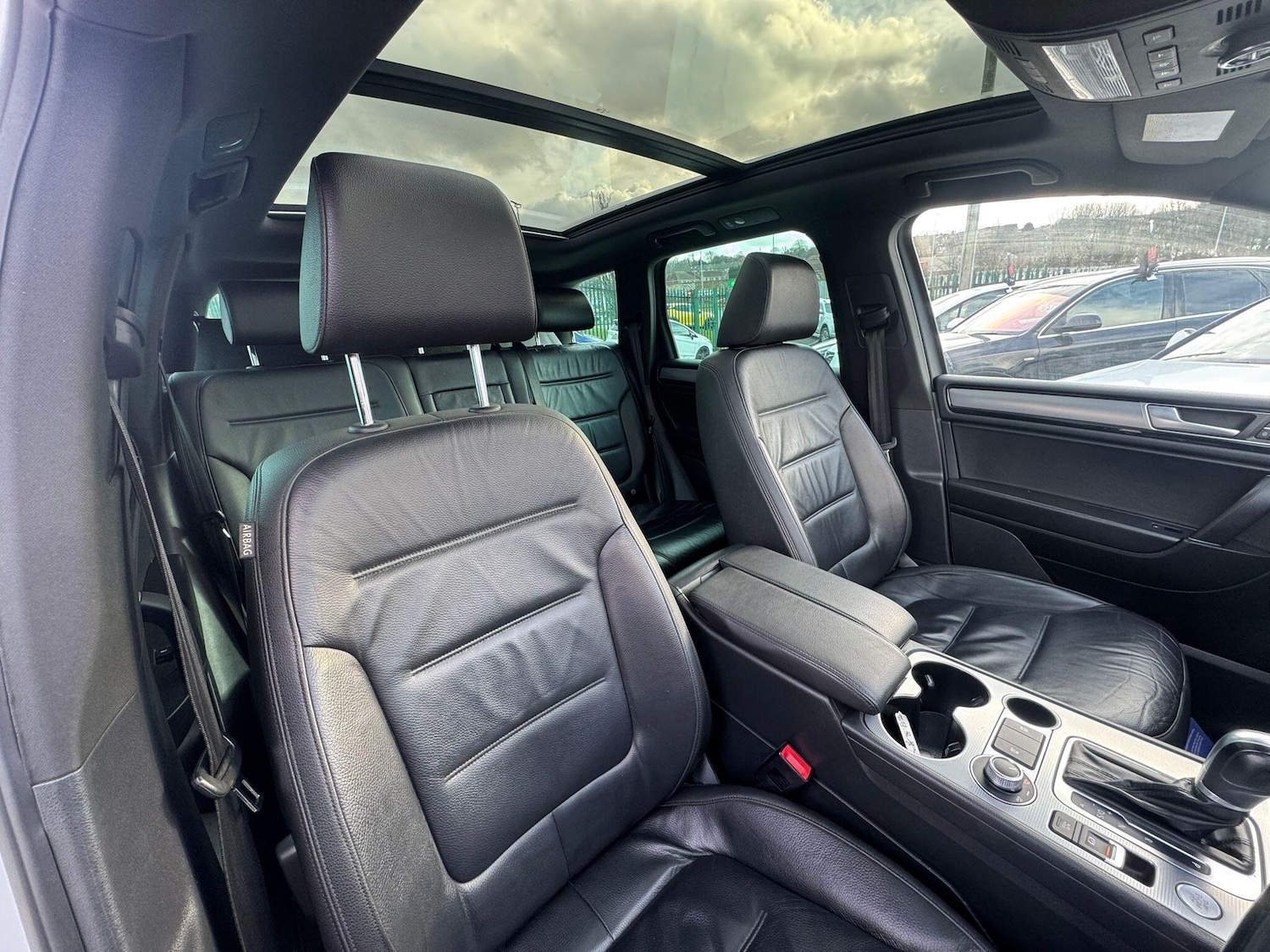 Used Volkswagen Touareg 2015 for sale - 77892202: Photo 17