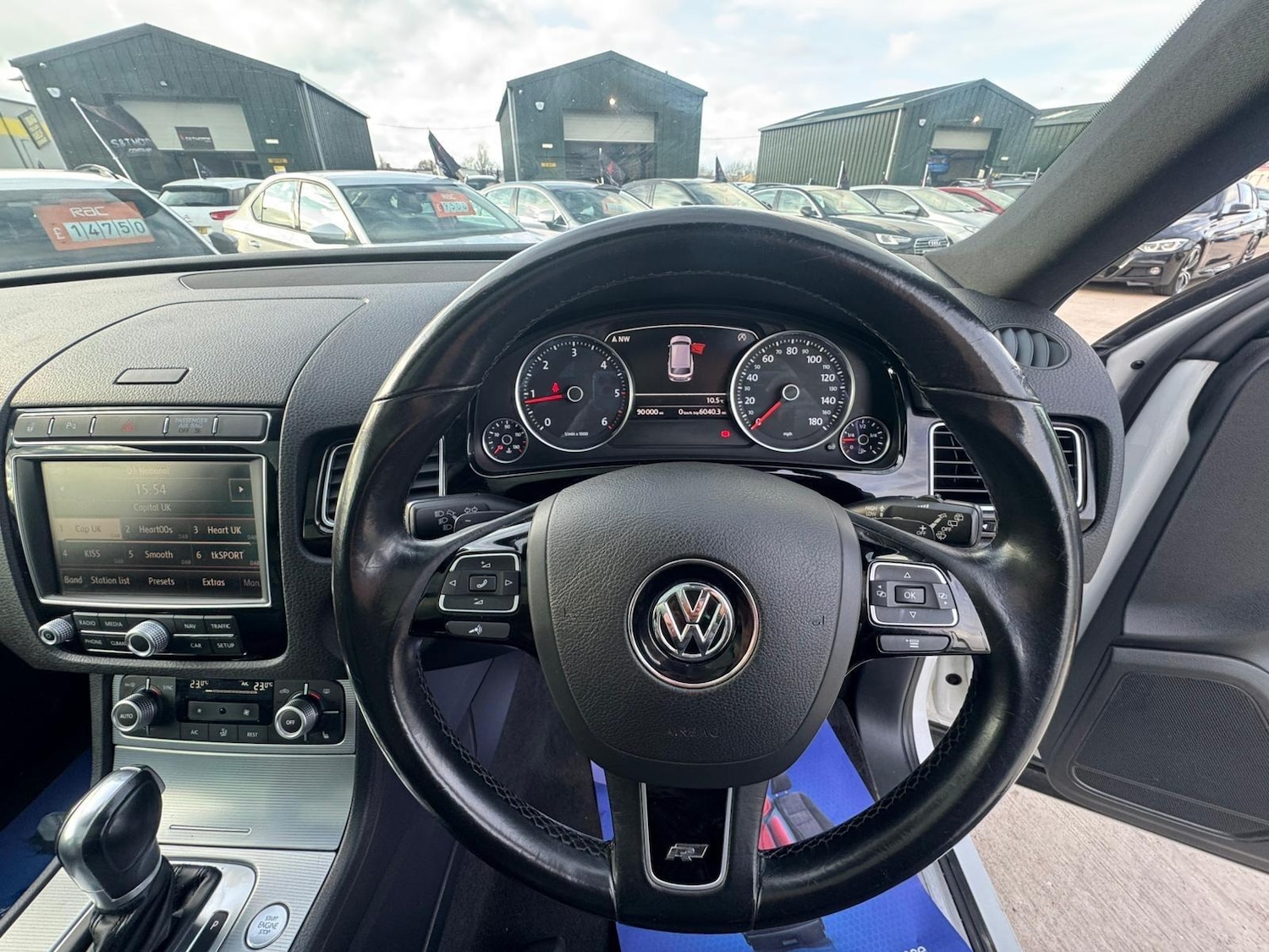 Used Volkswagen Touareg 2015 for sale - 77892202: Photo 27