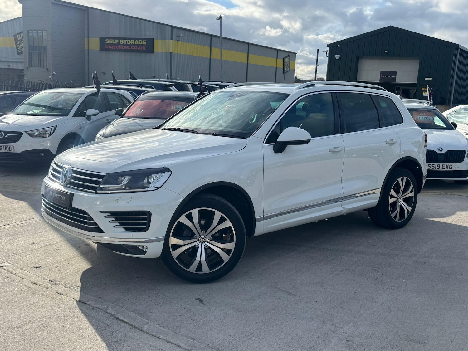 Used Volkswagen Touareg 2015 for sale - 77892202: Photo 4
