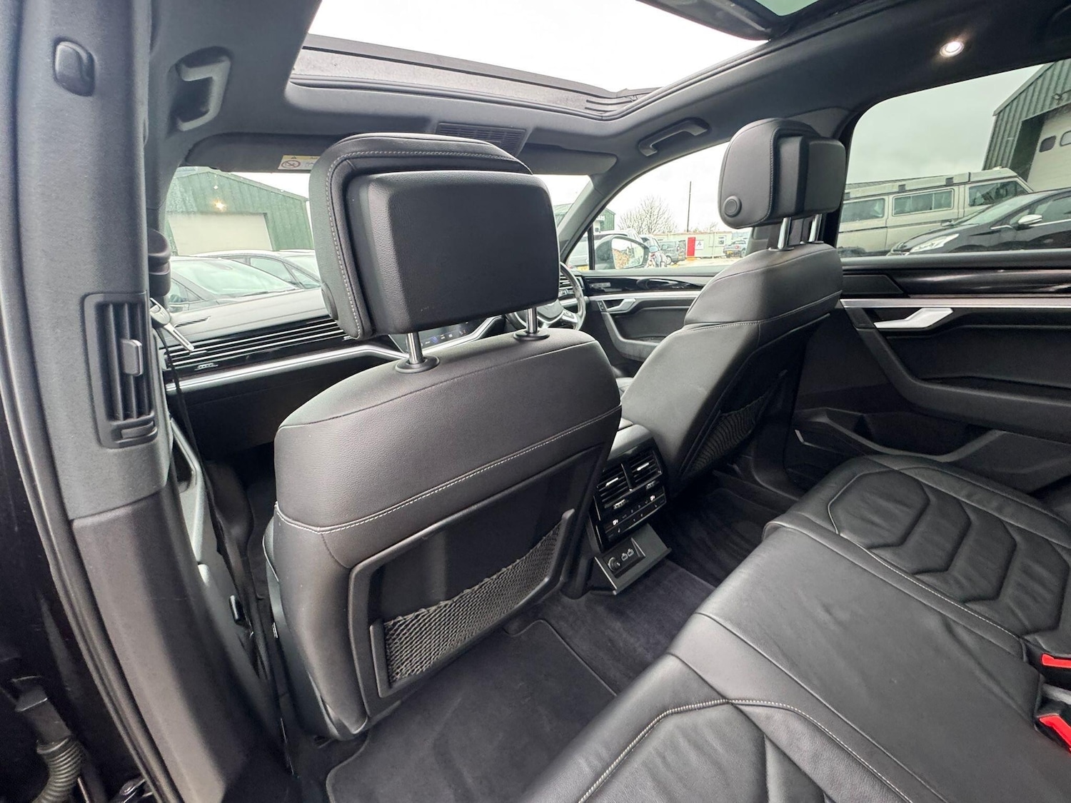 Used Volkswagen Touareg 2019 for sale - 77455466: Photo 18