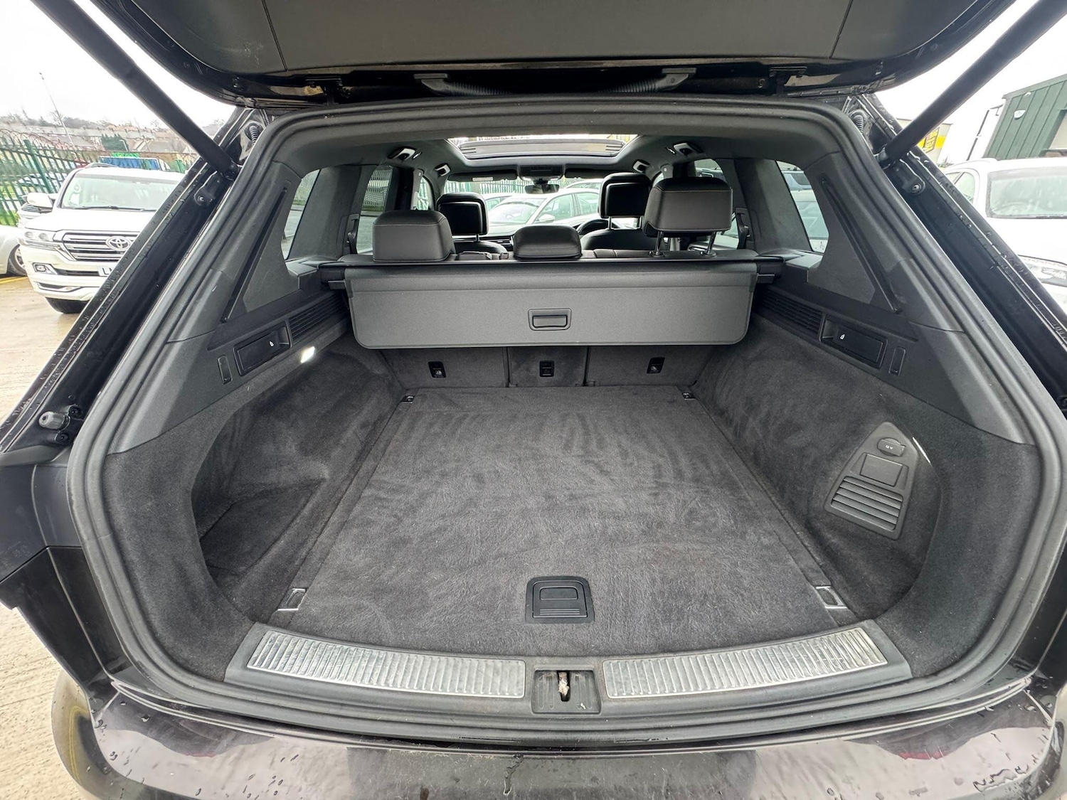 Used Volkswagen Touareg 2019 for sale - 77455466: Photo 25