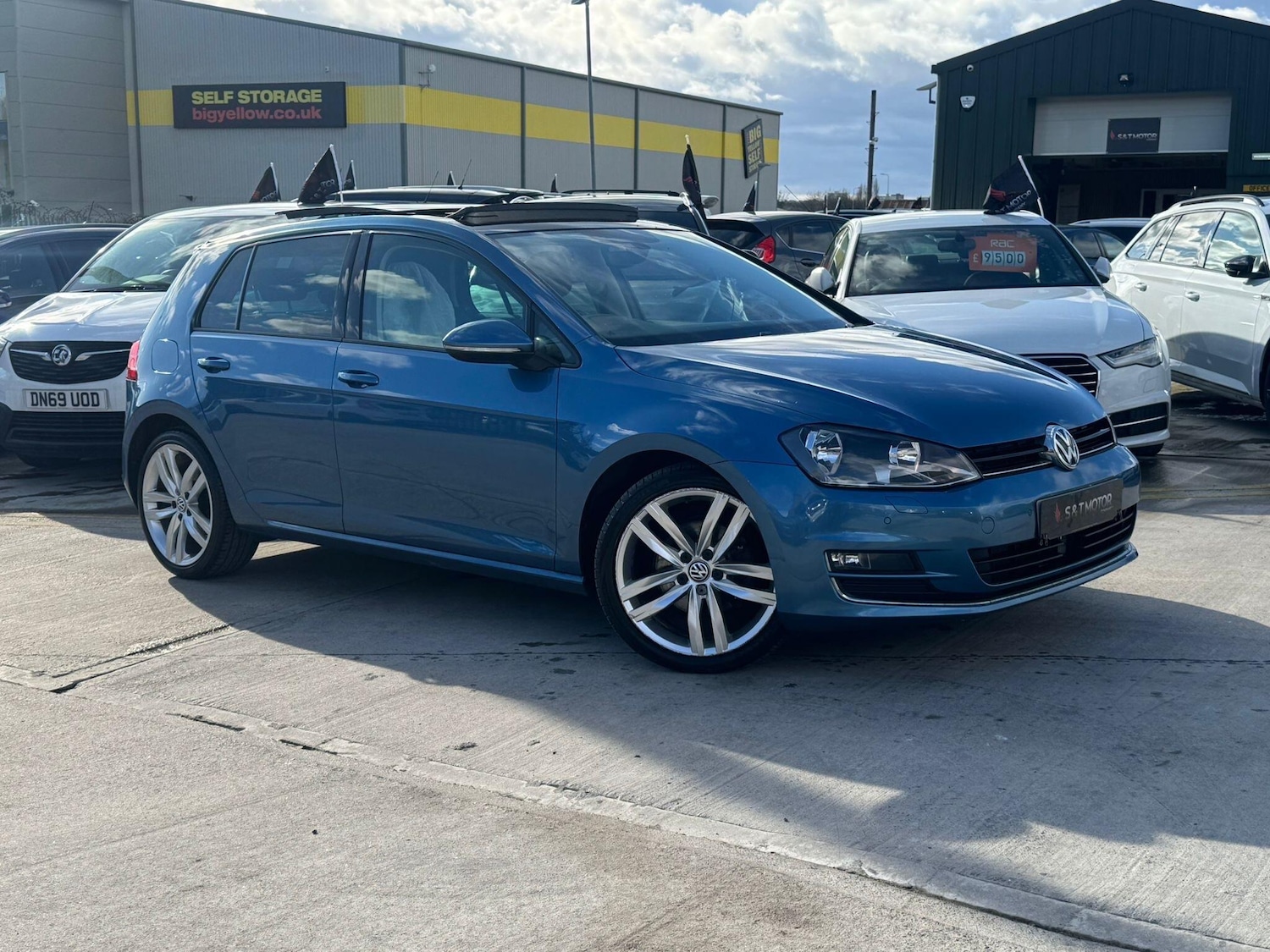 Used Volkswagen Golf 2016 for sale - 78034336: Photo 2