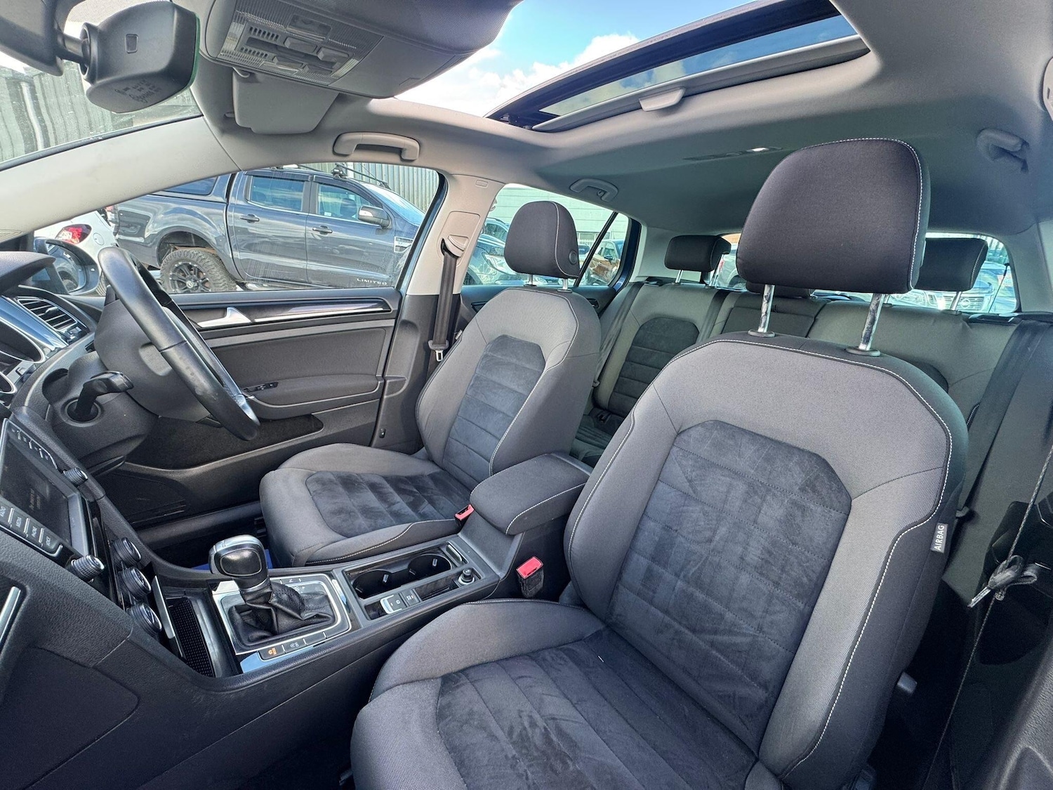 Used Volkswagen Golf 2016 for sale - 78034336: Photo 27