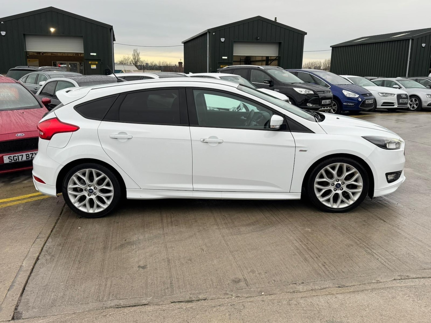 Used Ford Focus 2018 for sale - 76953233: Photo 11
