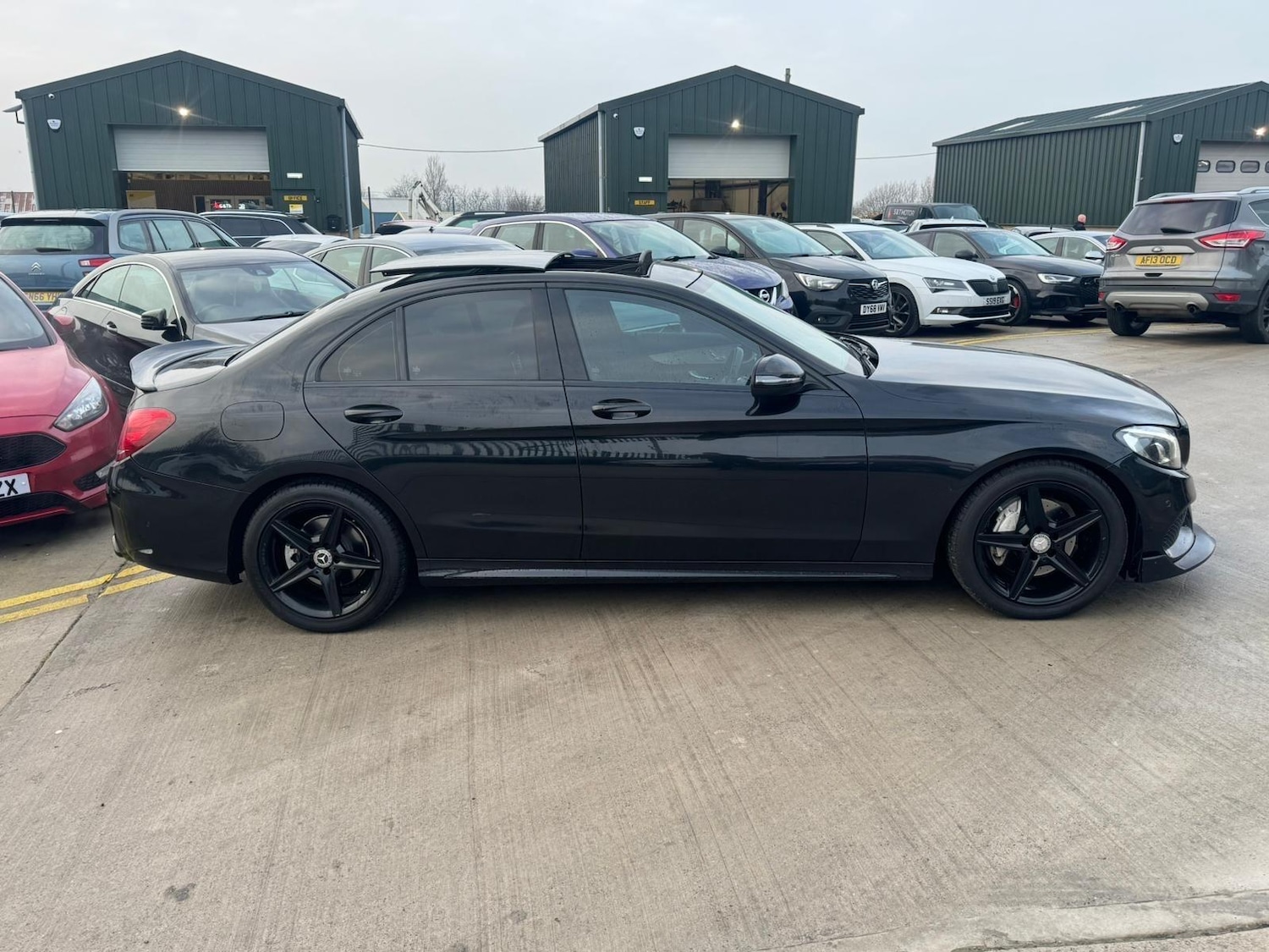 Used Mercedes-Benz C Class 2016 for sale - 77358679: Photo 10