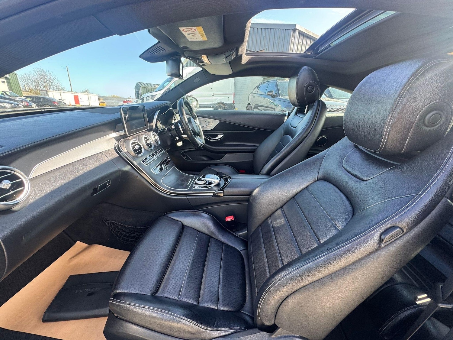 Used Mercedes-Benz C Class 2015 for sale - 78204726: Photo 26