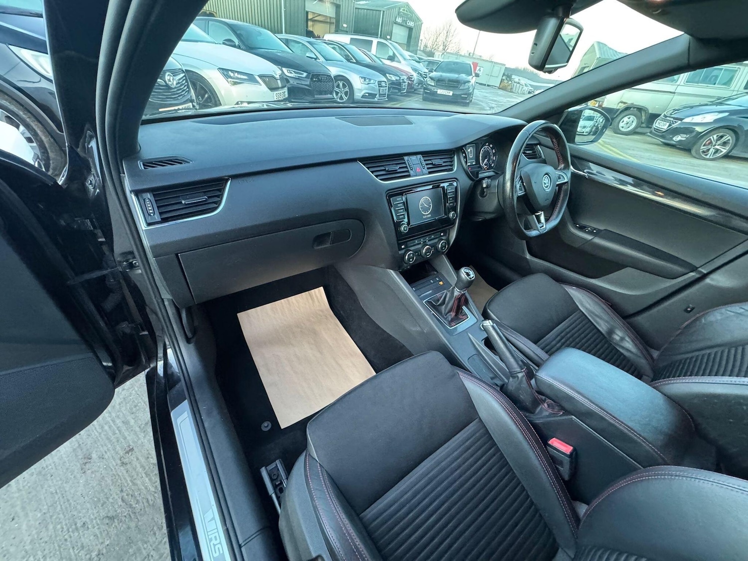 Used Skoda Octavia 2015 for sale - 77238396: Photo 28