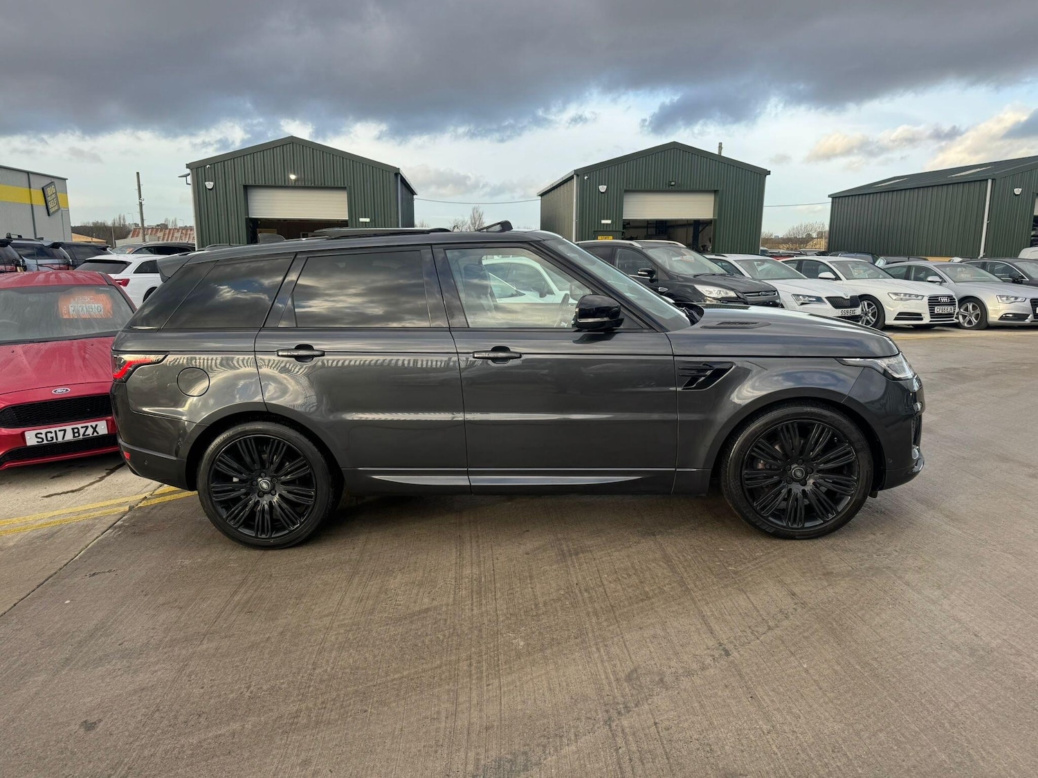 Used Land Rover Range Rover Sport 2018 for sale - 76952403: Photo 12