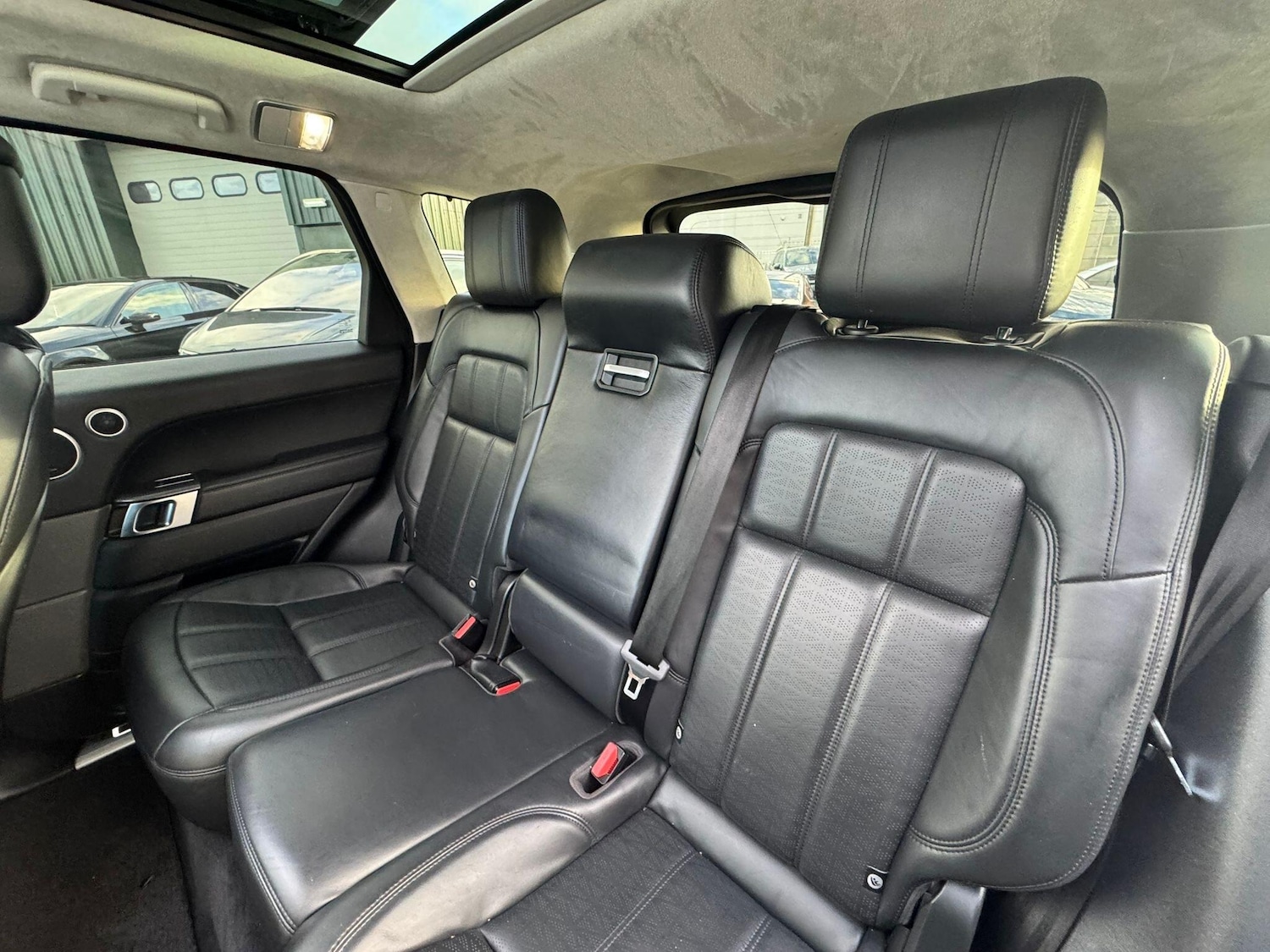 Used Land Rover Range Rover Sport 2018 for sale - 76952403: Photo 22